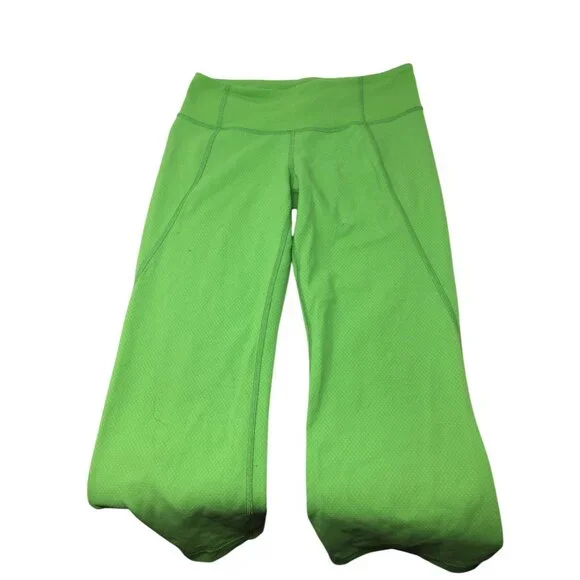 Lululemon Green Gather & Crow Crop Athletic Capri Leggings Size 4 - Picture 2 of 9